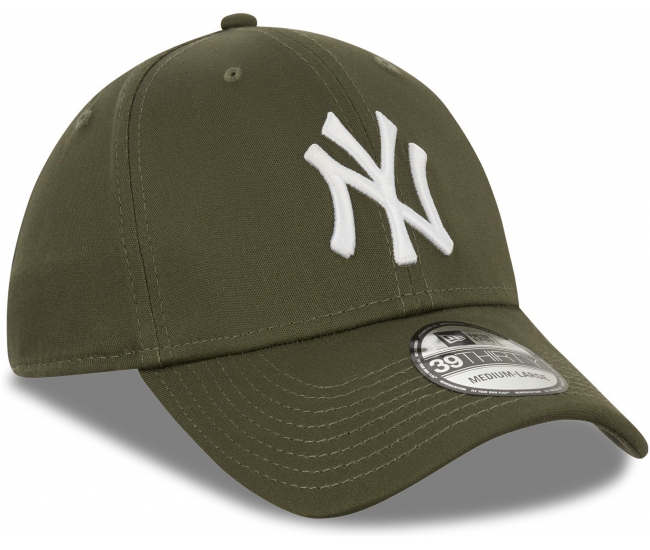 New Era Curved Brim Brown Logo 39THIRTY League Essential New York Yankees  MLB Brown Fitted Cap